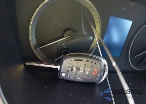 2017 Hyundai Sonata Se z USA, uszkodzony, nr VIN 5NPE24AF7HH484175